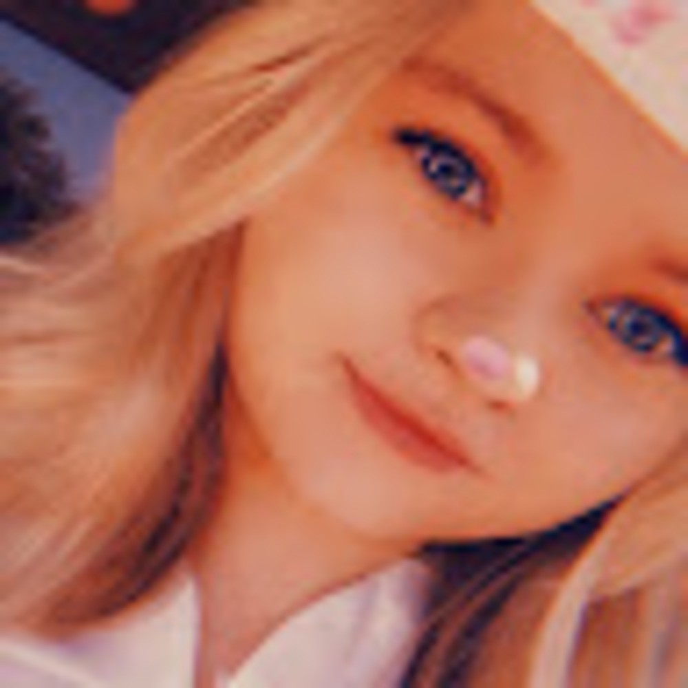 Meet your Posher, Ella